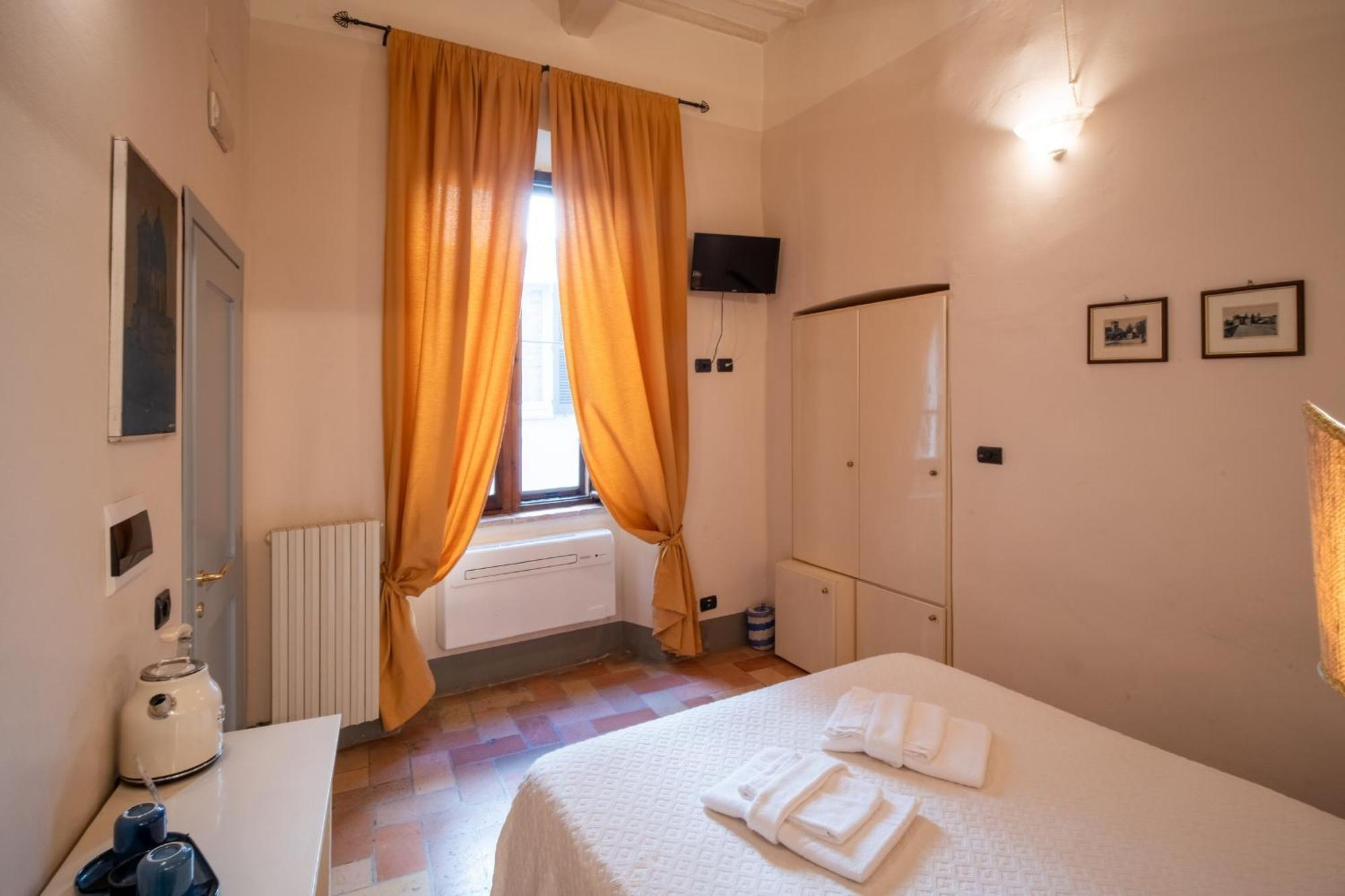 B&B Porta Perugina Bevagna Exterior foto